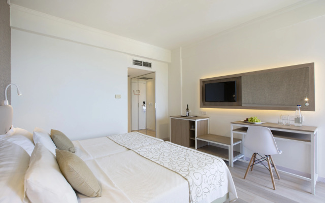 Venus Beach Hotel