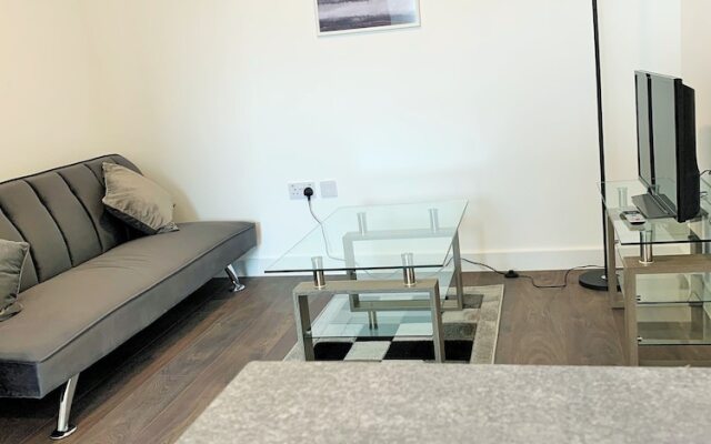 Top Floor - Serviced Apartments