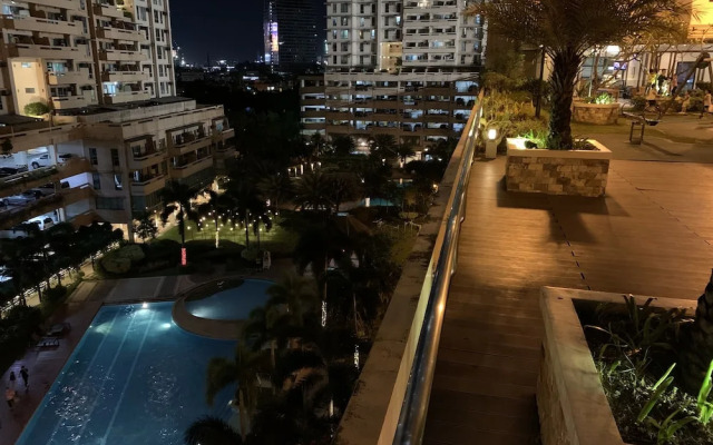 Makati CBD Resort 2 bedroom