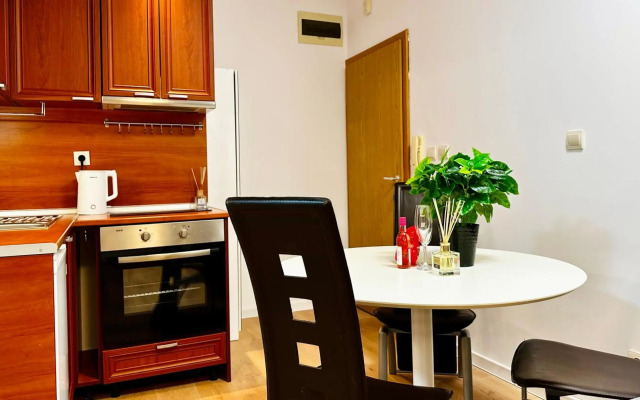 Garden of Eden Apartments