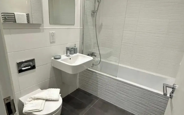Luxury 1-bed Town Centre South Stevenage