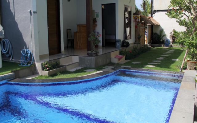 Bali Fullmoon Guesthouse