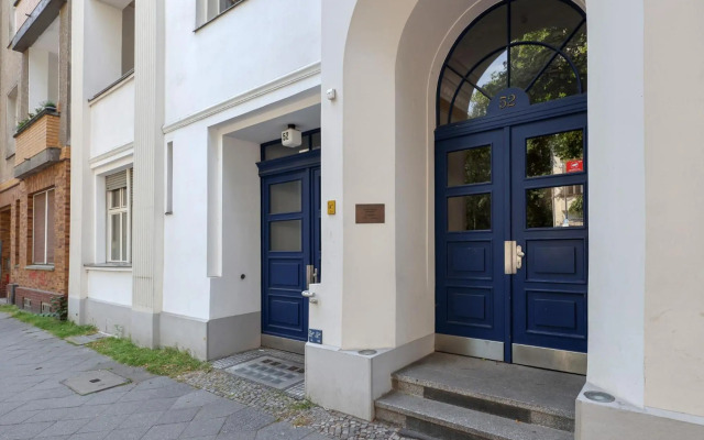 4 Personen Altbau nahe Kurfürstendamm