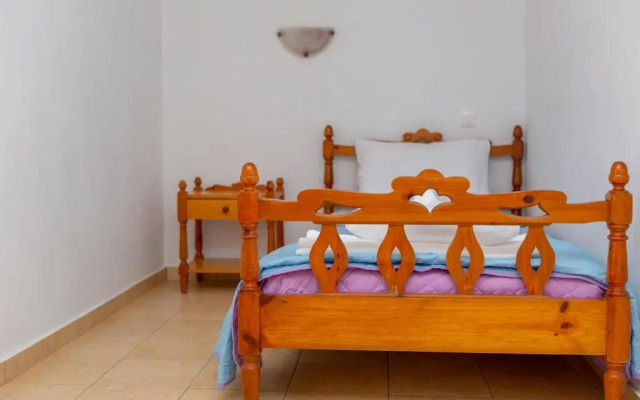 Apiranthian house II (3 BDRM)