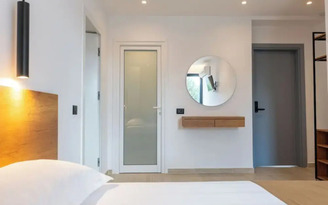 Hotel ENAD