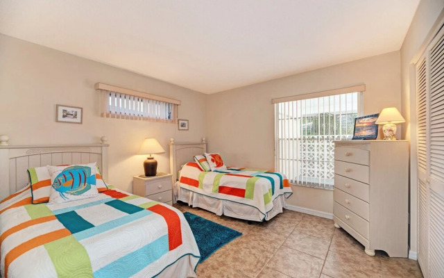 Polynesian Gardens Villa P6 by Vtrips