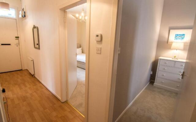 419 Luminous 2 Bedroom Apartment in the Heart of Edinburgh s Old Town