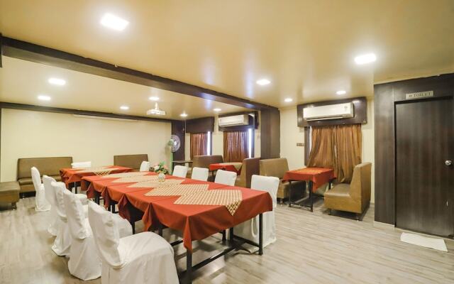 Fabhotel Parashar