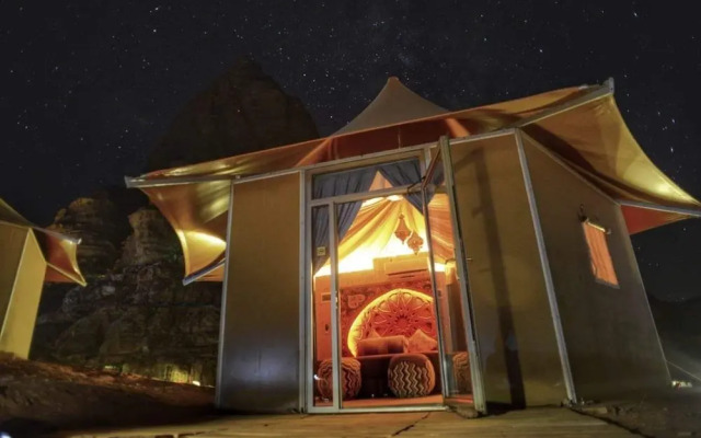 Memories Aicha Luxury Camp