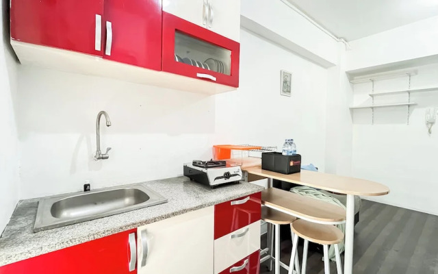 Warm And Homey 2Br Apartment At Green Bay Pluit