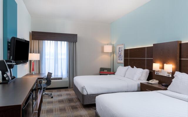 Holiday Inn Express & Suites Grenada by IHG