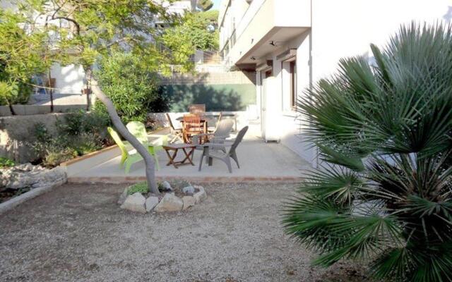 Appartement Six-Fours-les-Plages, 2 pièces, 4 personnes - FR-1-316-174
