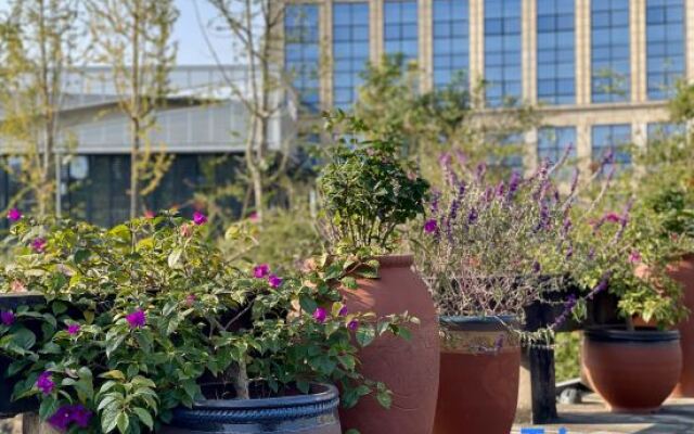 Rongchang Riel High-tech Hotel