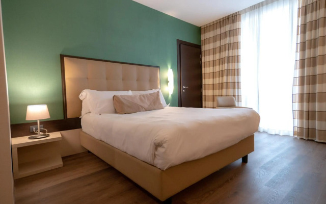 UNA HOTELS MH Matera