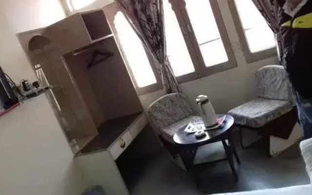 Kailash Hotel