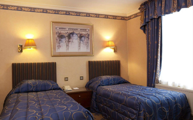 London Lodge Hotel