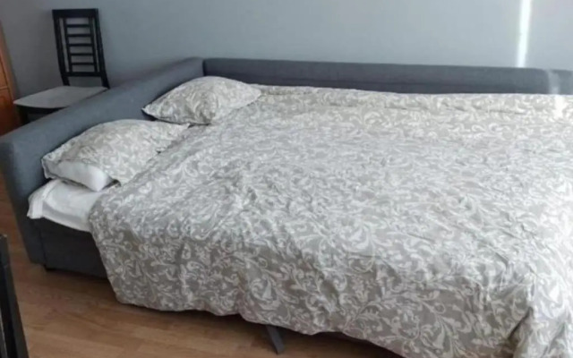 50m2 FREE Parking and Laundry 25min to Center