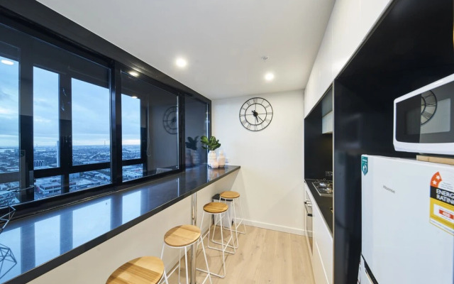 Mega Style Apartments The International