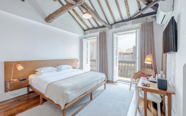 Oporto Collection Rosario- Luxury Suites