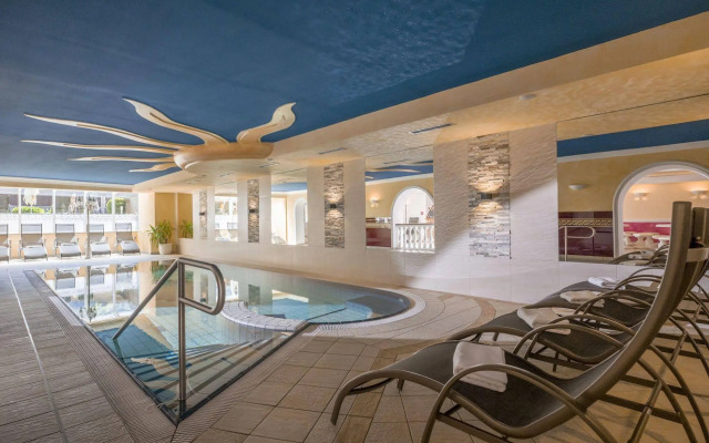 Hotel Alpina