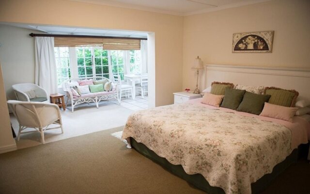 Twin Pools Lodge B and B