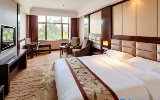 MED Hotel