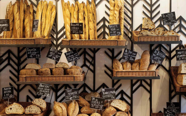 AC Hotel Victoria Suites by Marriott