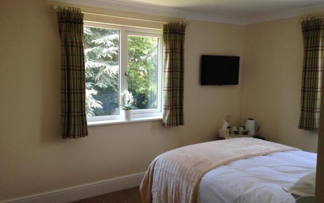 Whitethorn Bed and Breakfast