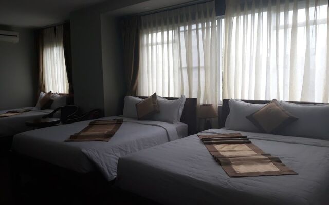 Sandals Hotel
