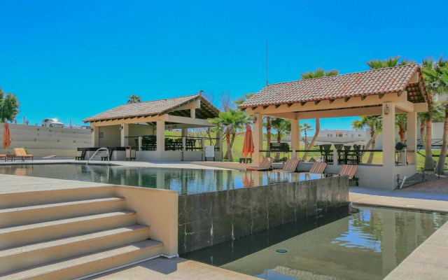 Amazing Luxury Ocean View Condo