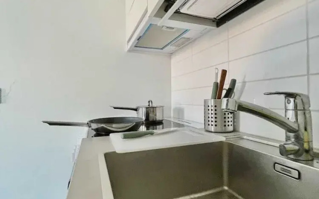 Modern Studio Apartment in Lönnrotinkatu