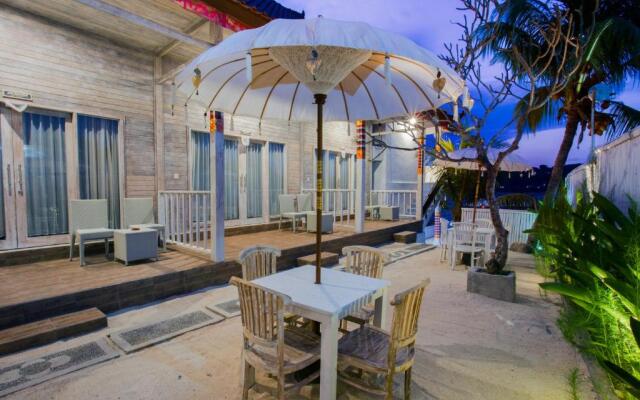 The Waterfront Beach House