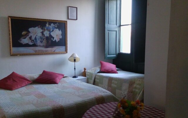 Hotel Arcos de Agustinas