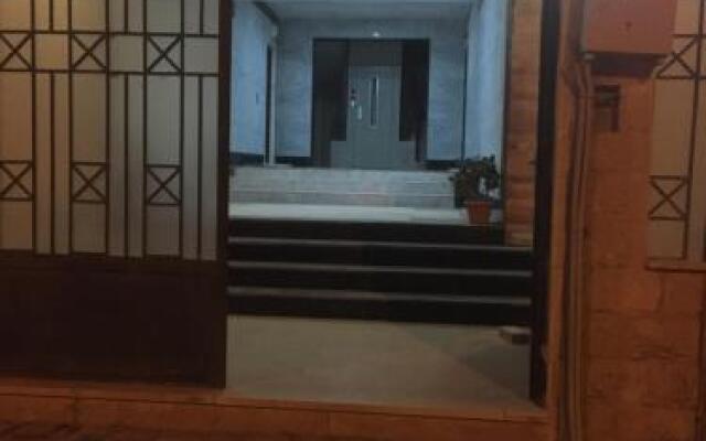 112 AUC Residence