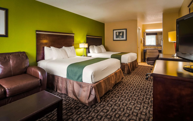 SureStay Hotel by Best Western Floresville