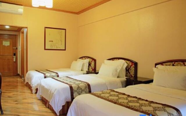 Yannanfei Weilong Hotel