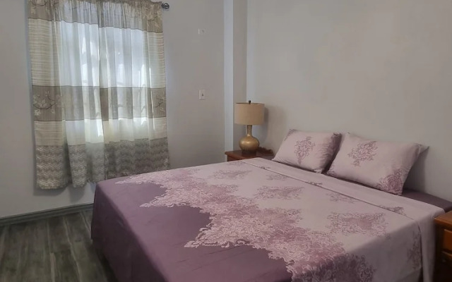 Diamond Cut Villa & Suites