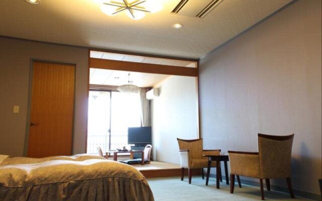 Shoji Mount Hotel