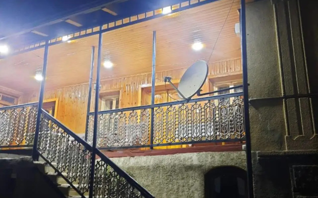 guesthouse "MEGI"