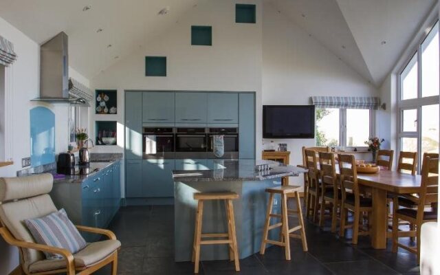 Holywell Bay B&B