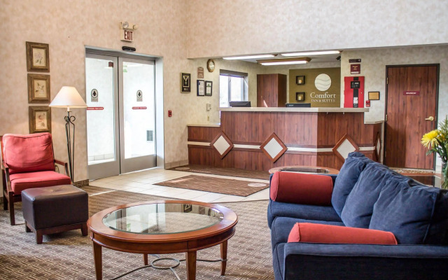 Comfort Inn & Suites