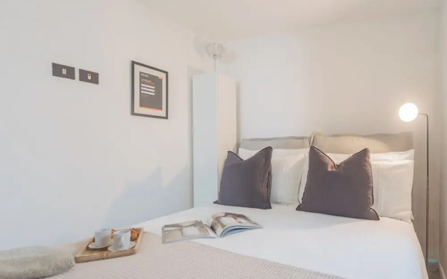 Pretty Studio in Old Town by Rent all Como