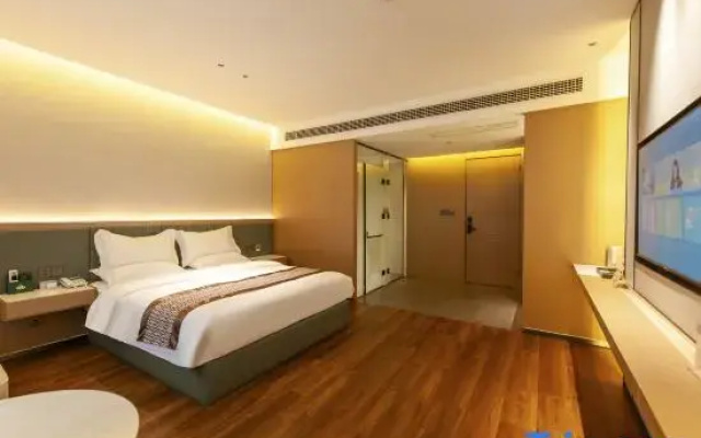 Shengxidun International Hotel (Ganzi Batang 318 National Highway)