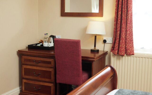 The Fieldhead Hotel by Greene King Inns