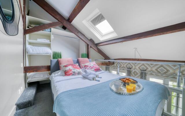 6062 - Buttes Chaumont - Amazing duplex