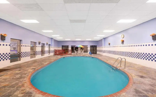 Super 8 By Wyndham North Little Rock/Mccain