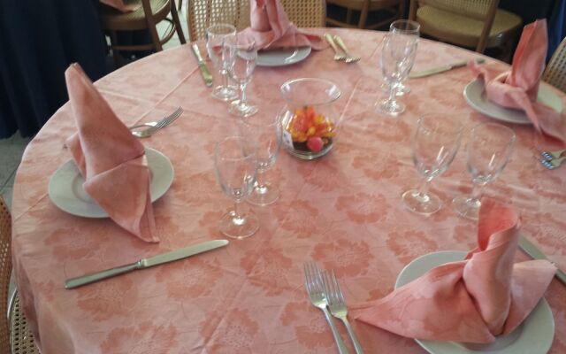Thair Hotel