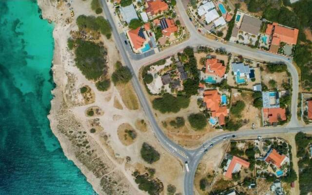 Villa Allegra Family Vacation Home w Pool BBQ