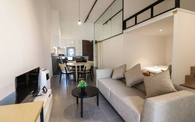 Cozy 2BR With Mezzanine in Bangsar - 7 Guests!