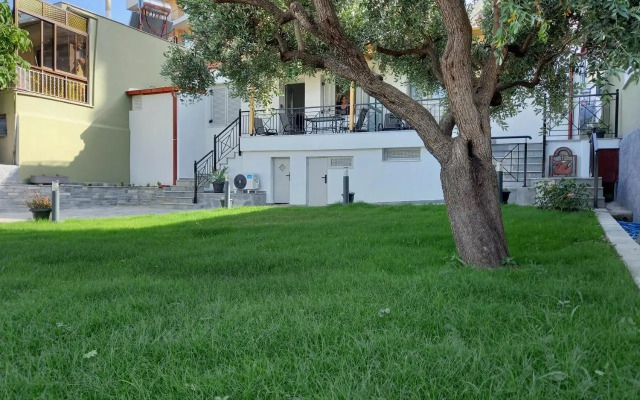 Ilios house